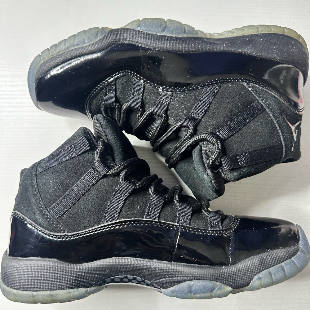 Air Jordan 11s Retro Black/Black